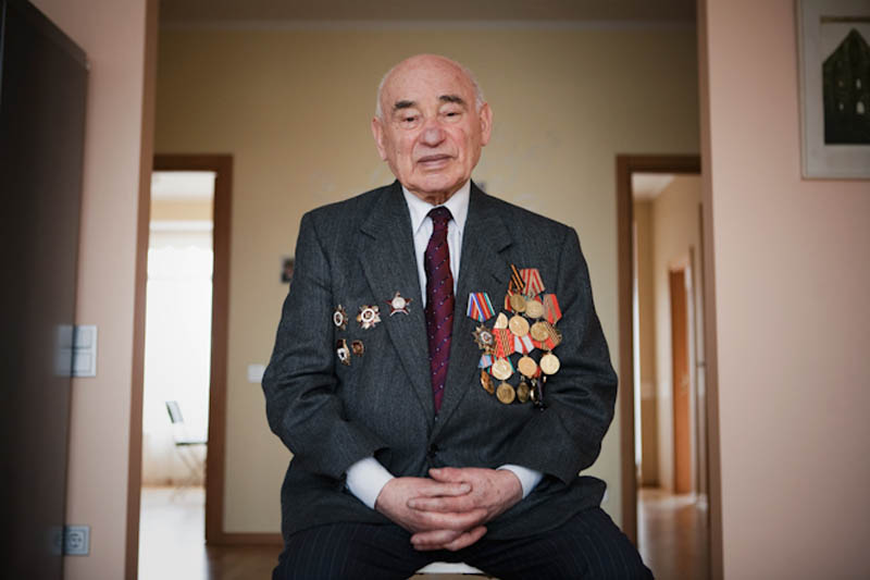 wwii veterans portraits konstantin suslov 9 Honoring the Veterans of World War II [25 pics]