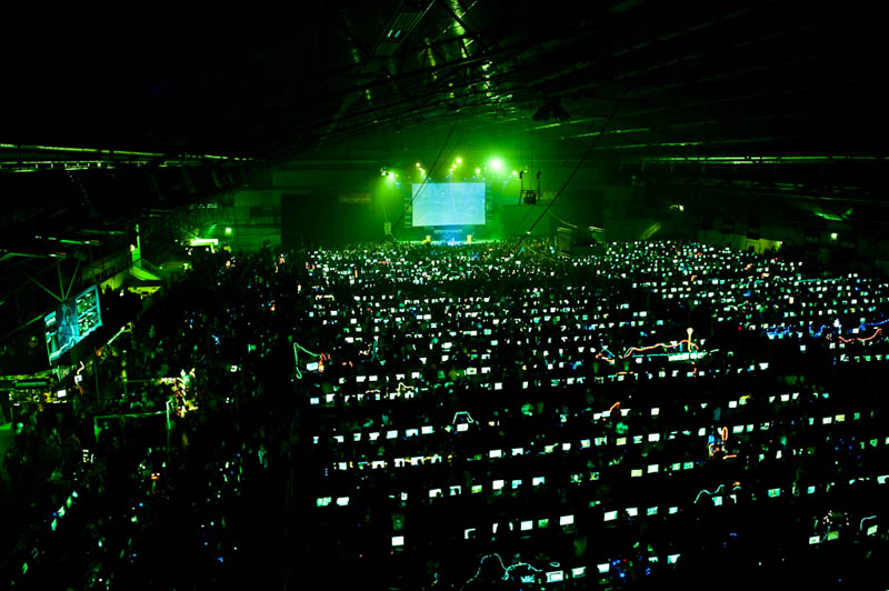 biggest lan party ever The Top 50 Pictures of the Day for 2011