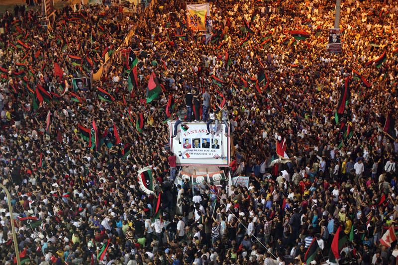celebrating in benghazi libya 1 Picture of the Day: The End is Nigh 