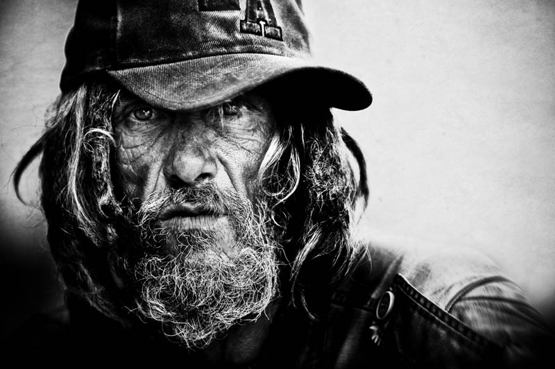 homeless black and white portraits lee jeffries 2 Gripping Black and White Portraits of the Homeless by Lee Jeffries