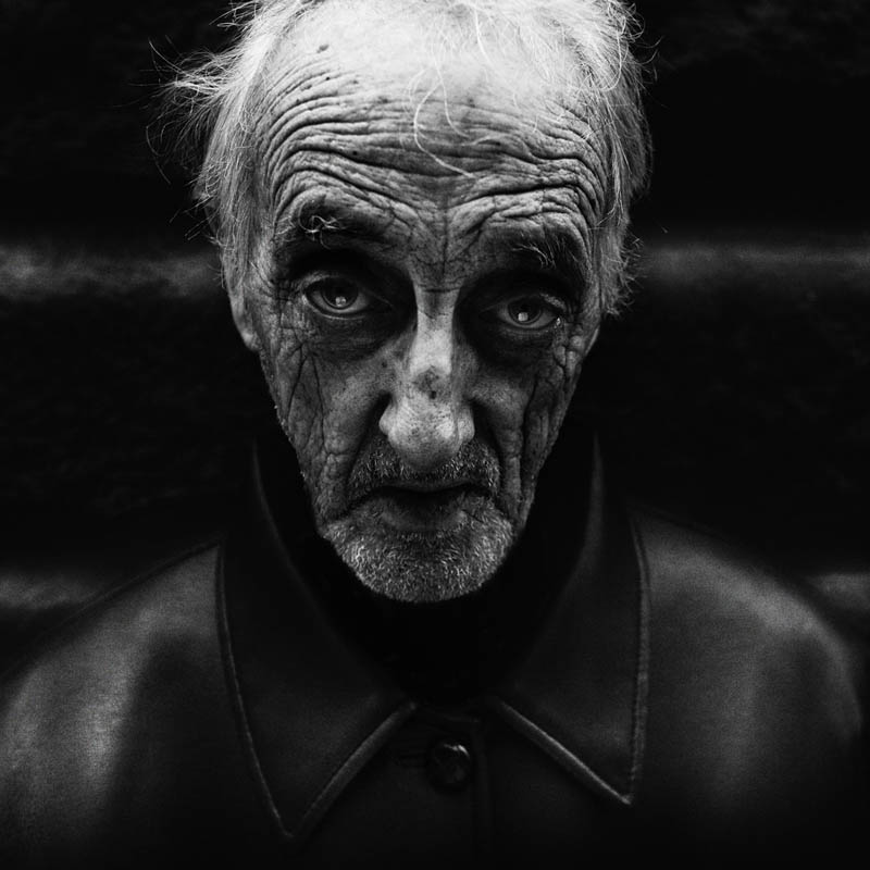homeless black and white portraits lee jeffries 25 Gripping Black and White Portraits of the Homeless by Lee Jeffries