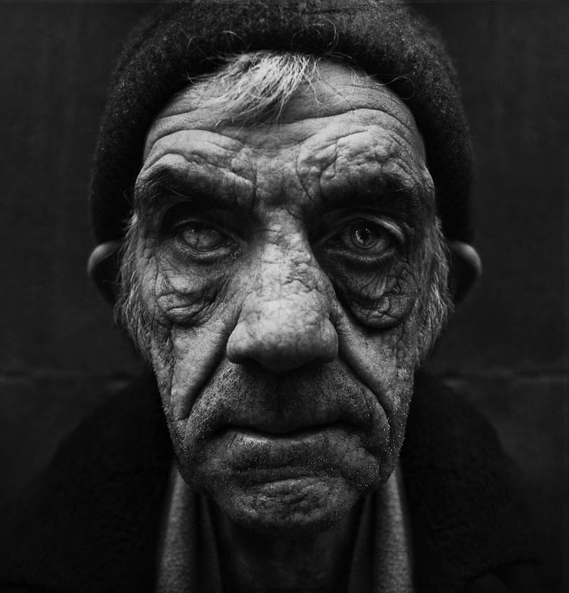 homeless black and white portraits lee jeffries 27 Gripping Black and White Portraits of the Homeless by Lee Jeffries