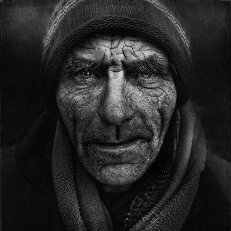 homeless black and white portraits lee jeffries 30 Gripping Black and White Portraits of the Homeless by Lee Jeffries