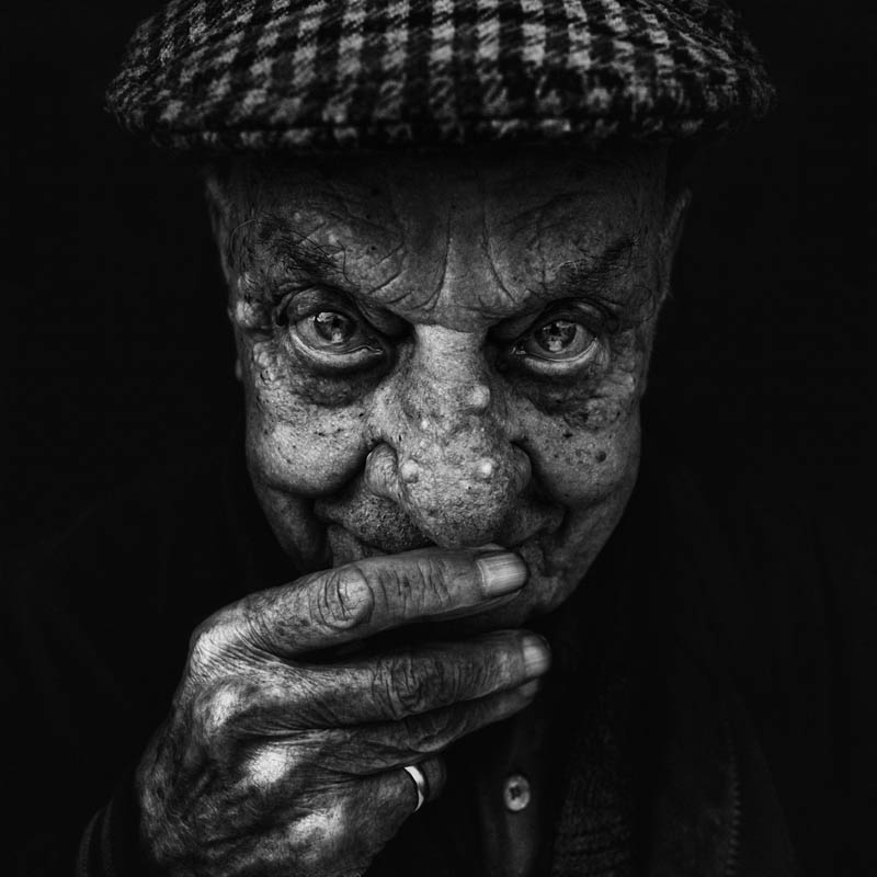 homeless black and white portraits lee jeffries 35 Gripping Black and White Portraits of the Homeless by Lee Jeffries