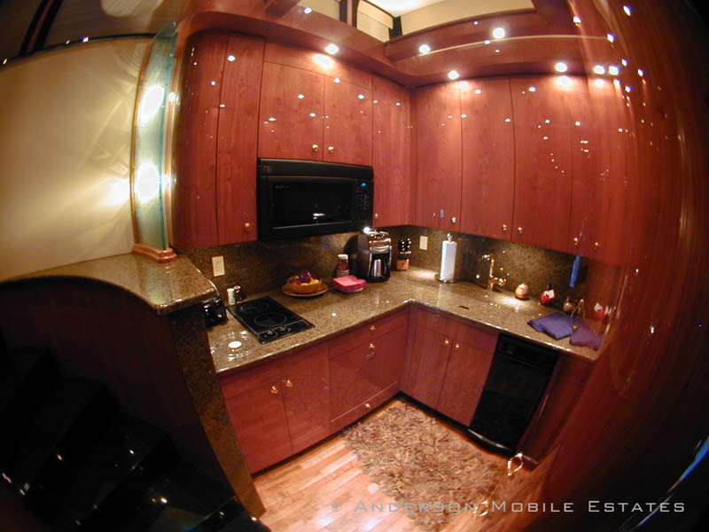 mobile homes for stars anderson 11 Anderson Mobile Estates: Luxury Trailers to the Stars