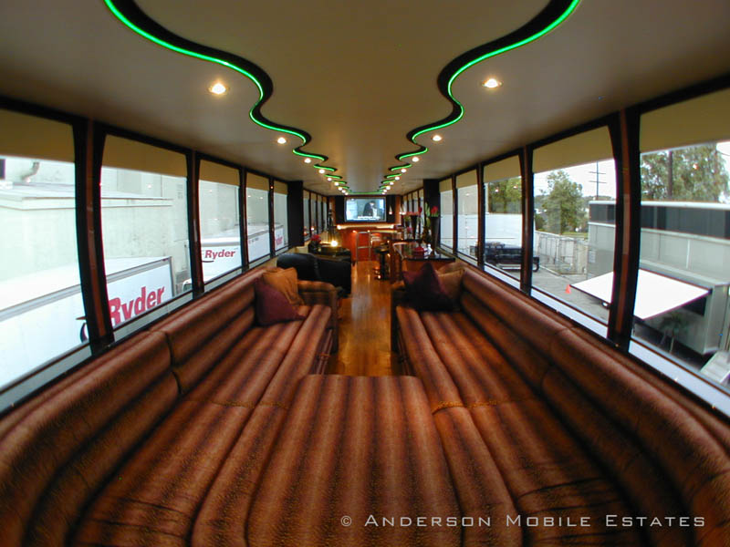 mobile homes for stars anderson 8 Anderson Mobile Estates: Luxury Trailers to the Stars