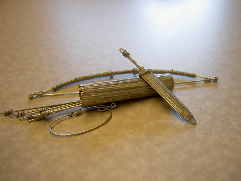 paperclip weapons 8 Amazing Weapons Made from Paperclips
