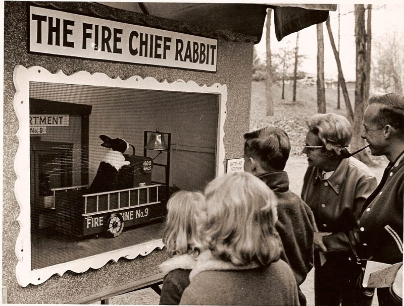 santa claus land fire chief rabbit This Day In History   August 3rd