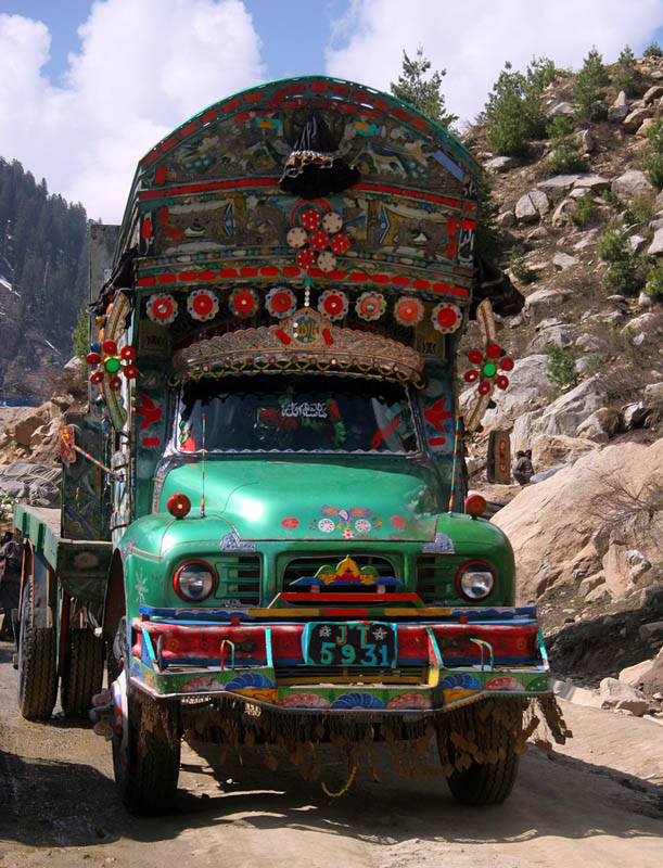truck art pakistan 10 Decorative Truck Art from Pakistan