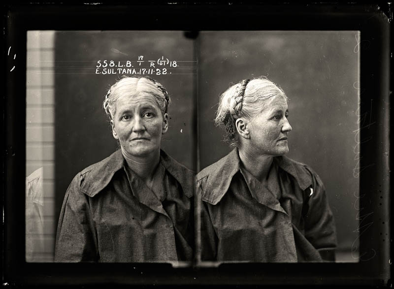 vintage female mug shots 15 Femme Fatales: 35 Vintage Female Mug Shots