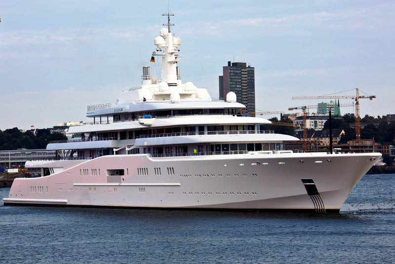 worlds biggest largest yacht eclipse roman abramovich 3 Eclipse   The Largest Private Yacht in the World