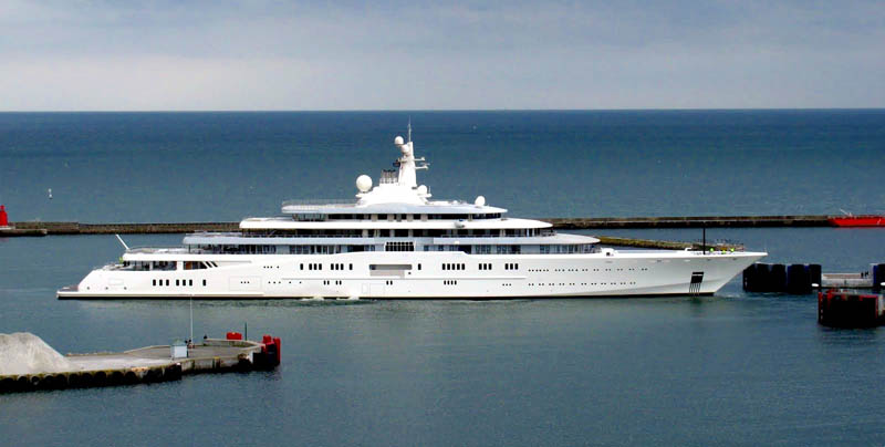 worlds biggest largest yacht eclipse roman abramovich 4 Eclipse   The Largest Private Yacht in the World