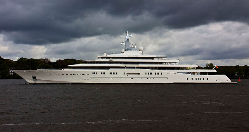 worlds biggest largest yacht eclipse roman abramovich 9 Eclipse   The Largest Private Yacht in the World