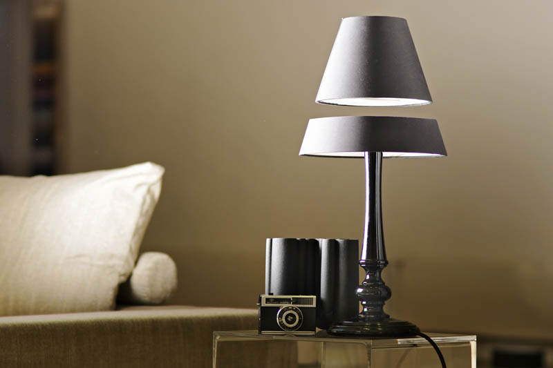 floating table desk lamp magnets 6 Floating Table Lamps are Awesome