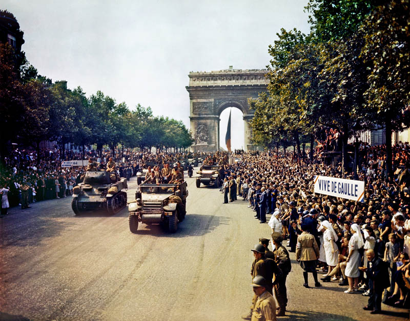 liberation of paris crowds of french patriots line the champs elysees This Day In History   October 19th