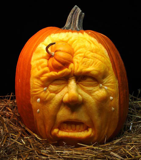 most amazing pumpkin carving ray villafane 3 10 Jaw Dropping Pumpkin Carvings by Ray Villafane