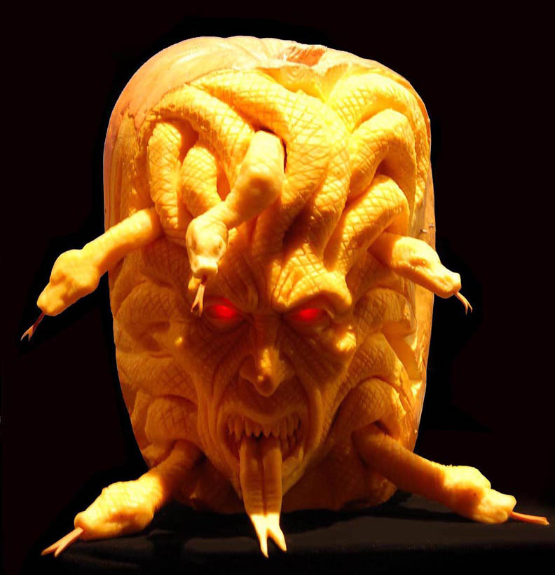 most amazing pumpkin carving ray villafane 4 10 Jaw Dropping Pumpkin Carvings by Ray Villafane