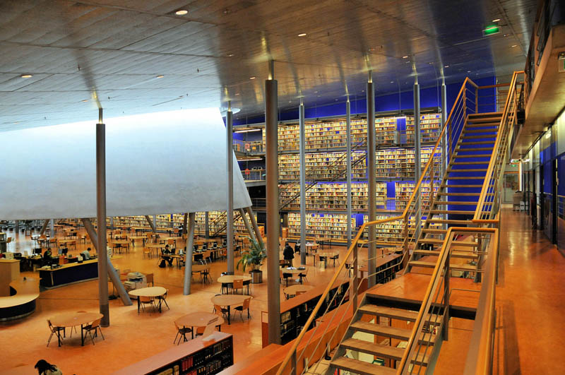 tu delft library interior 15 Beautiful Libraries Around the World