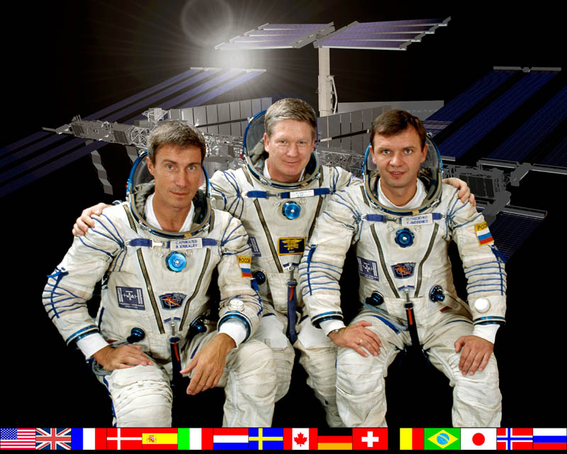 ISS-Expedition_1-crew.jpg