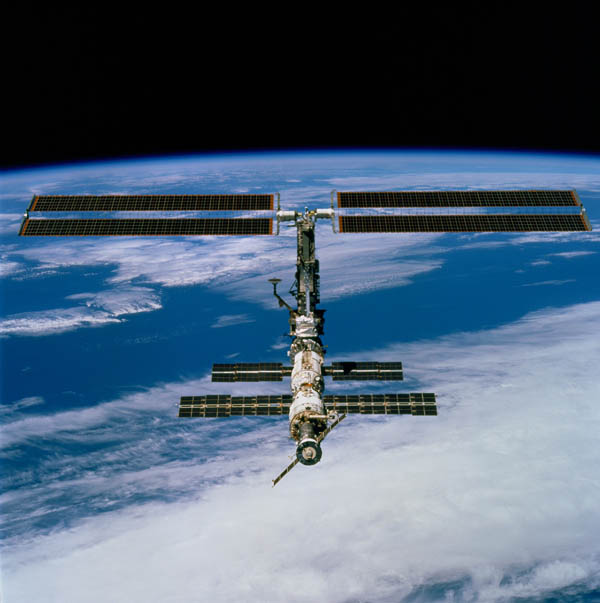 STS-97_ISS.jpg