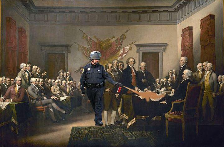 constitution pepper spray cop Pepper Spray All the Things: 35 Funniest Photoshops