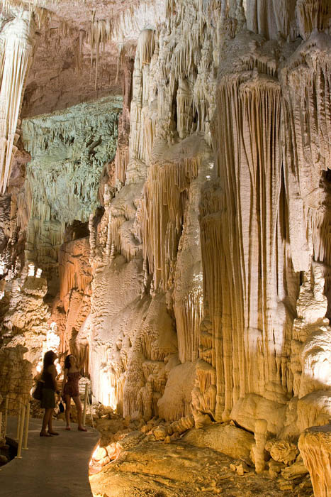 jeita grotto lebanon 11 The Jeita Grotto Limestone Caves in Lebanon