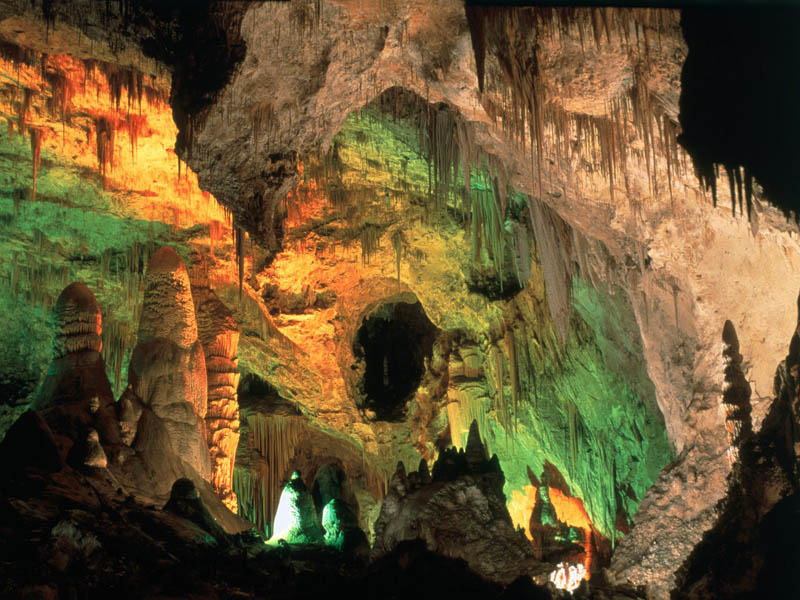 jeita grotto limestone caves lebanon 4 The Jeita Grotto Limestone Caves in Lebanon