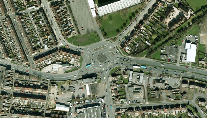 magic roundabout intersection swindon england 3 Picture of the Day: The Magic Roundabout in Swindon, England