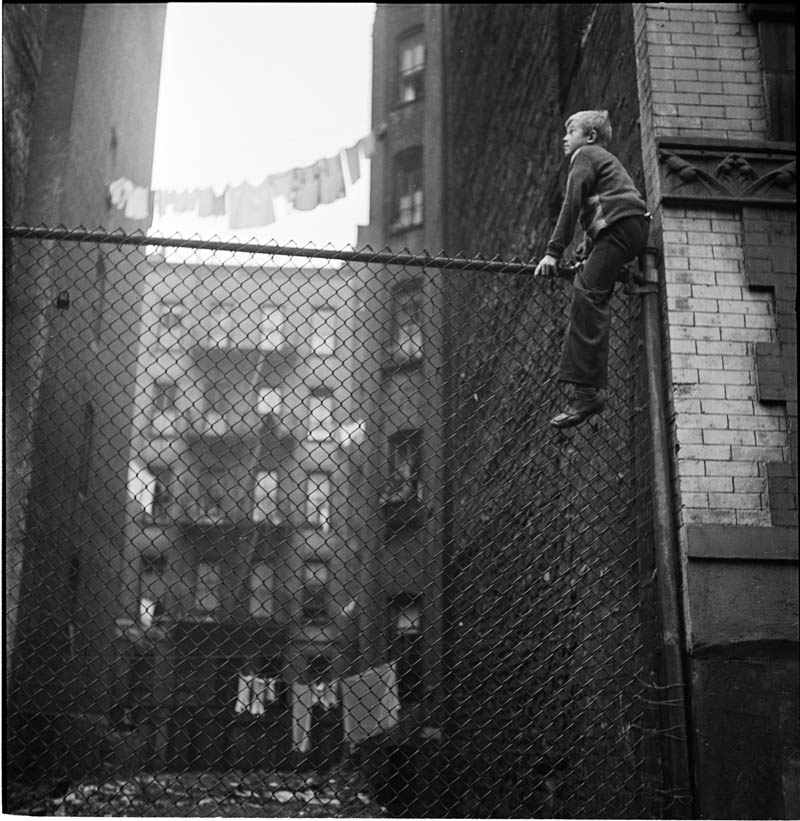 photographs by stanley kubrick look magazine life in new york 40s 4 Stanley Kubricks Photos of New York Life in the 40s