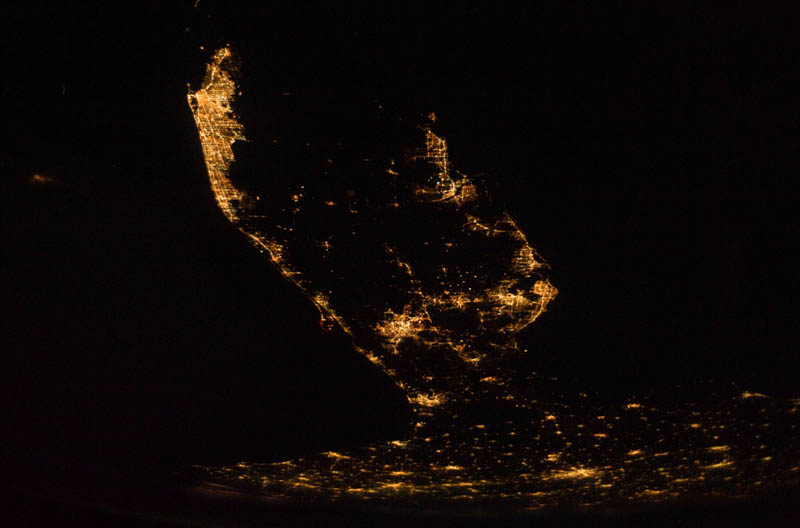 florida peninsula at night from space nasa Earth at Night: 30 Photos from Space 