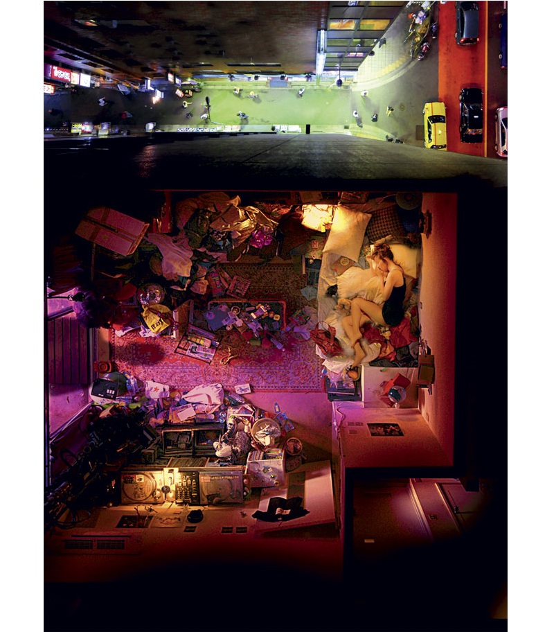 top of room looking down onto street enter the void Picture of the Day: Worlds Apart 