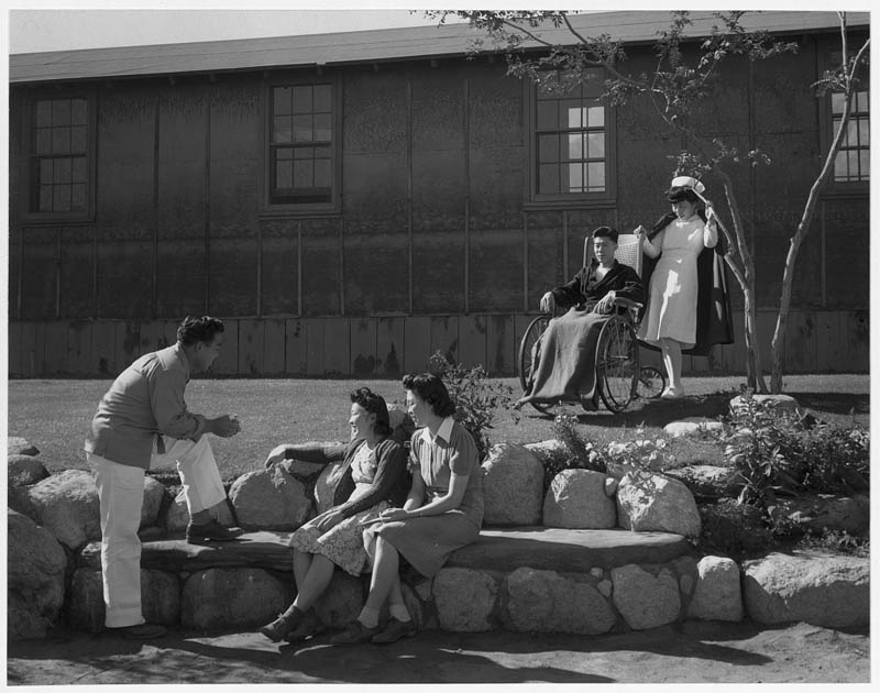 ansel adams life on japanese internment camps wwii manzanar 27 Ansel Adams Captures Life on a Japanese Internment Camp