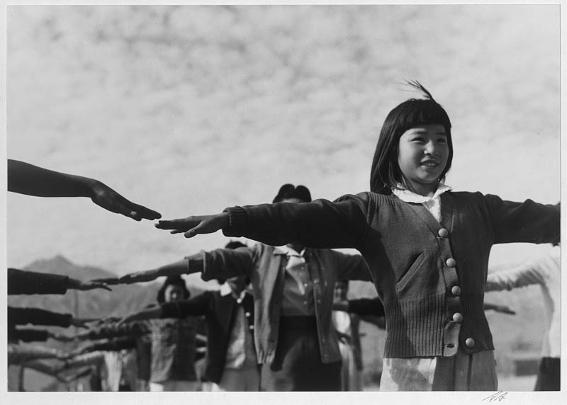 ansel adams life on japanese internment camps wwii manzanar 31 Ansel Adams Captures Life on a Japanese Internment Camp