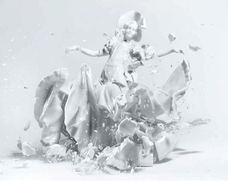 porcelain figures high speed photography as they smash drop to ground shatter klimas 4 Porcelain Metamorphosis by Martin Klimas