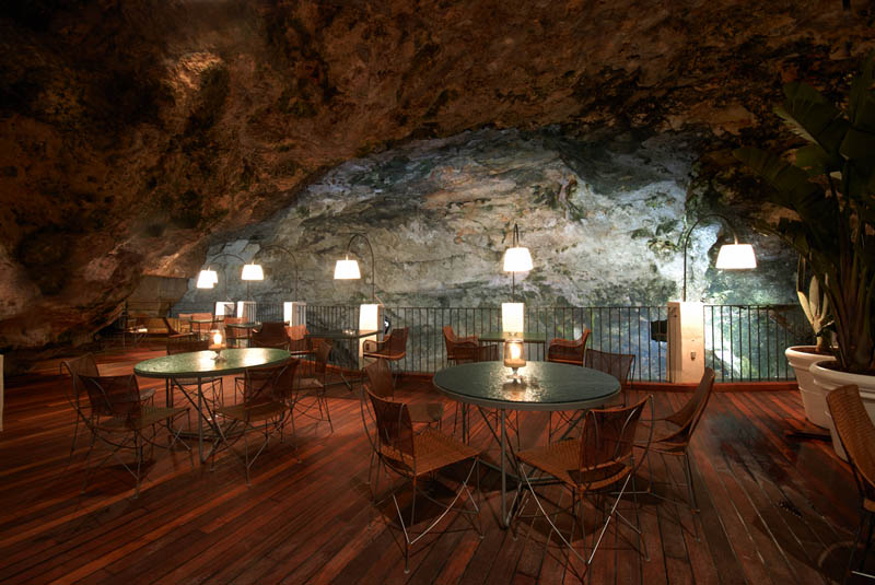 restaurant inside a cave cavern itlay grotta palazzese 6 The Seaside Restaurant Set Inside a Cave
