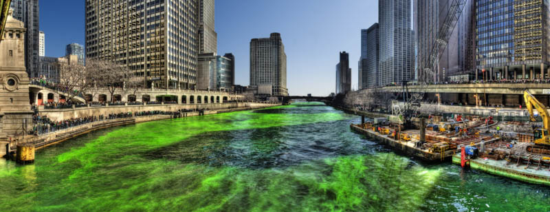 chicago river green st patricks day 12 Places Around the World That Turn Green for St. Patricks Day