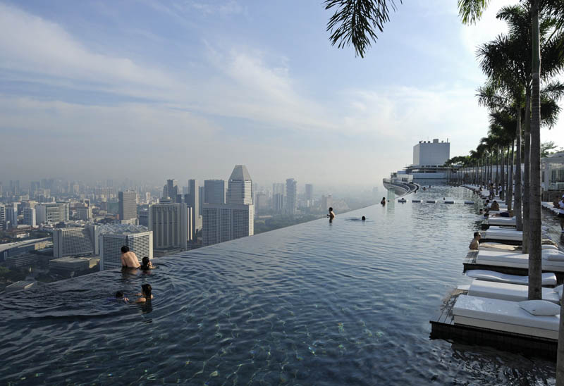 marina bay sands skypark infinity pool singapore 57 storeys high 1 Hoisting an Escalator to the 101st Floor of 1 WTC