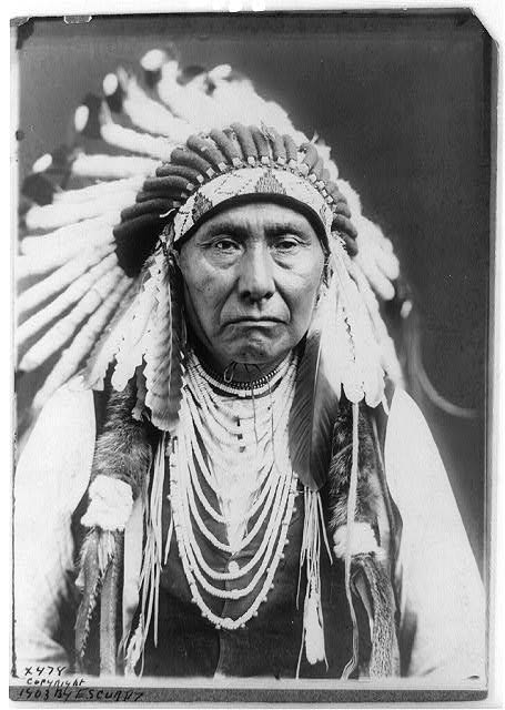 native american portraits by edward s curtis early 1900s 19 Portraits of Native Americans from the Early 1900s