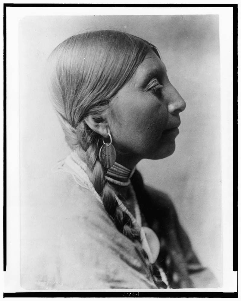 native american portraits by edward s curtis early 1900s 28 Portraits of Native Americans from the Early 1900s