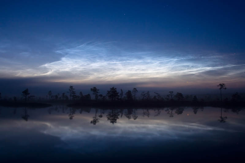 noctilucent clouds kuresoo bog soomaa national park estonia 15 Incredible Cloud Formations