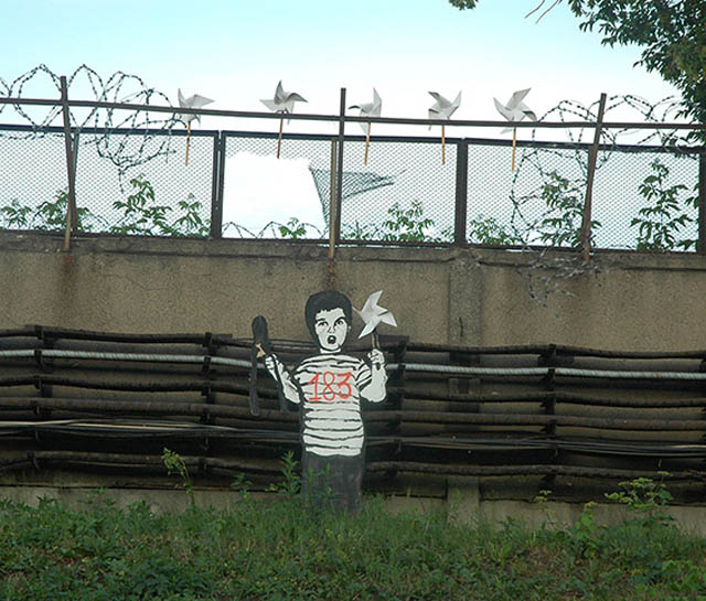 pavel p183 street art russian banksy banksi 23 16 Fresh Pieces by Russian Street Artist P183