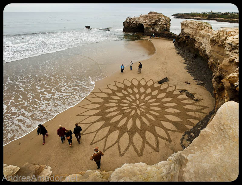 sand beach art andres amador 11 The Incredible Beach Art of Andres Amador