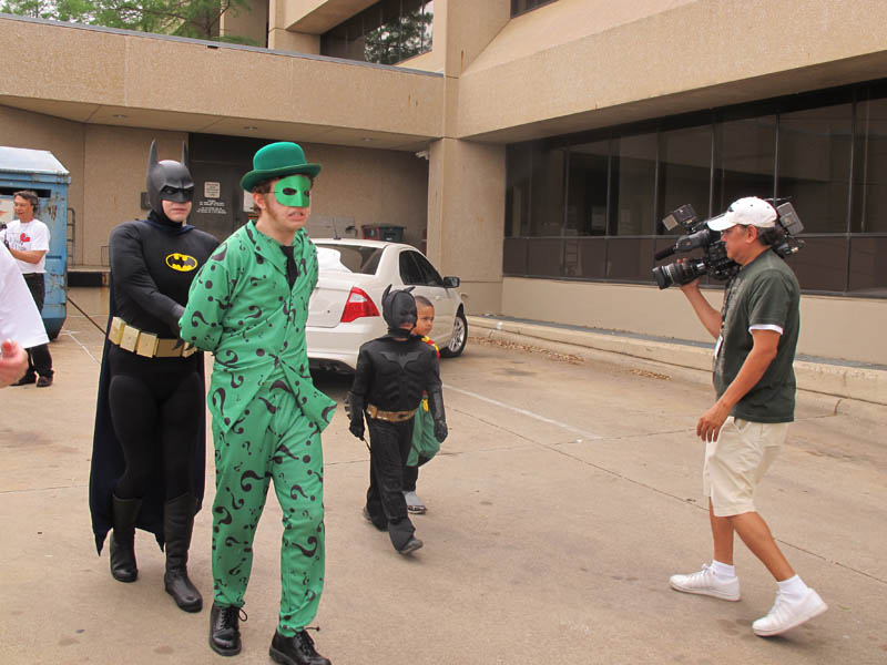 boy with leukemia batman for day arlington texas 27 Boy With Leukemia Becomes Batman for a Day