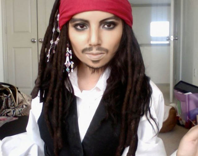 captain jack sparrow depp youtube makeup celebrity promise pham 21 Amazing Transformations by a YouTube Makeup Queen