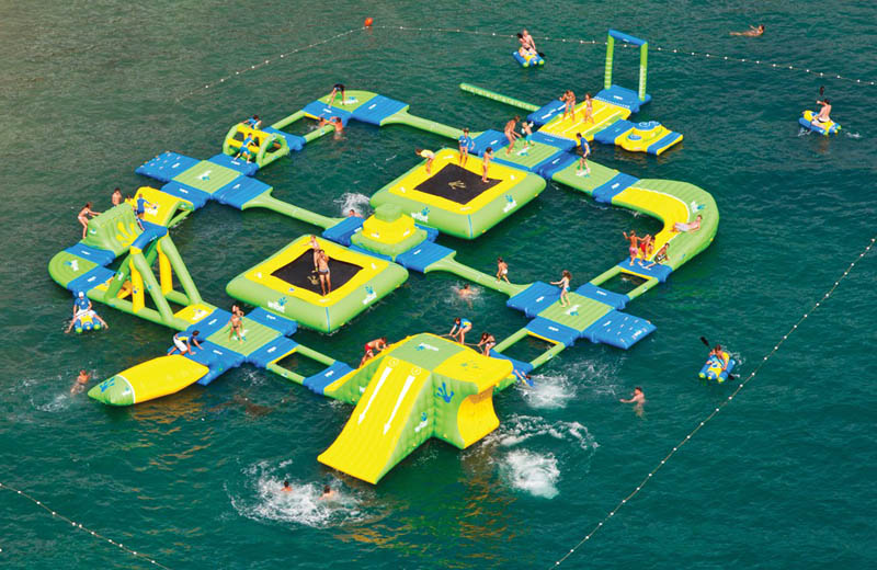 giant inflatable water parks wibit sports modular 11 The Most Amazing Inflatable Water Parks Ever