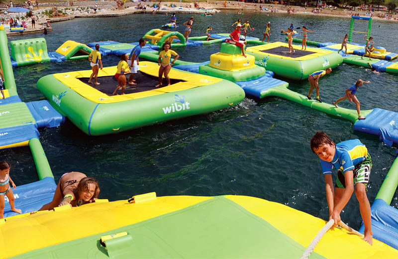giant inflatable water parks wibit sports modular 4 The Most Amazing Inflatable Water Parks Ever