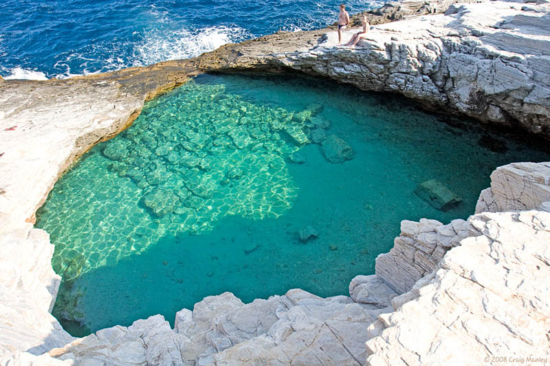 giola lagoon natural pool thassos greece 1 To Sua: A Natural Swimming Hole in the South Pacific