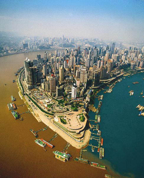 jialing and yangtze river confluence chongqing china When Rivers Collide: 10 Confluences Around the World