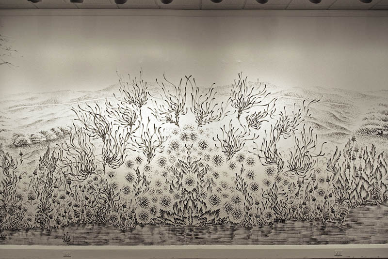 large charcoal mural judith ann braun 4 Massive Mural Drawn Live Using Only Hands and Charcoal