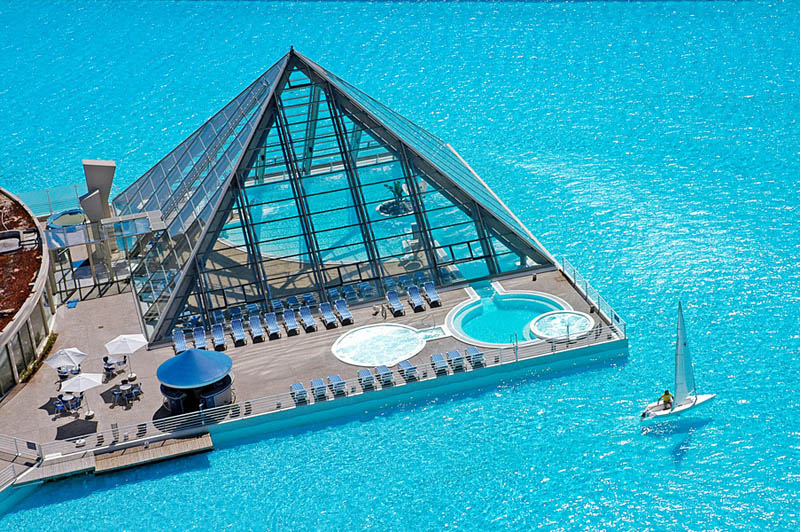 biggest swimming pool in the world san alfonso del mar 2 The Largest Swimming Pool in the World